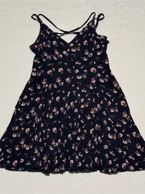 ✨3 for $20 Women's American Eagle Floral Print Crinkle Cami Dress